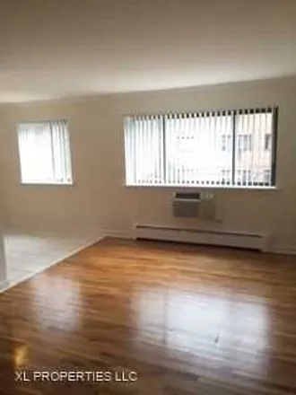 Image 4 - 4830-4840 North Broadway, Chicago, IL 60640, USA - Apartment for rent