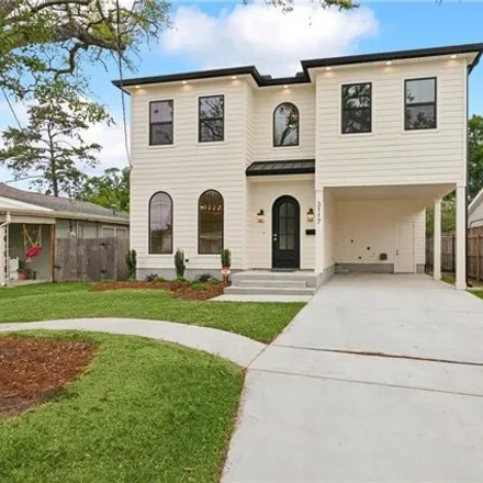 Buy this 4 bed house on 3117 41st Street in Metairie, LA 70001