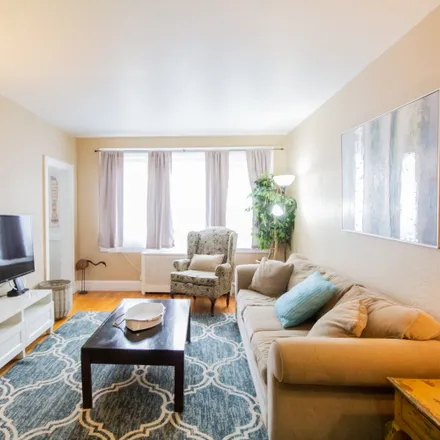Image 6 - 90 Kilsyth Road, Boston, MA 02447, USA - Apartment for rent