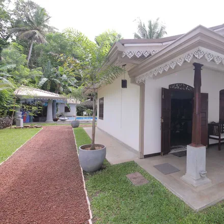 Image 1 - Hatton National Bank, Galle Road, Milagiriya, Colombo 00006, Sri Lanka - House for rent