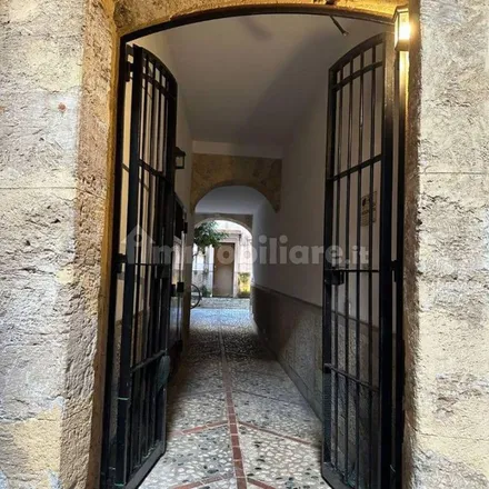 Image 6 - Chiesa del Santissimo Salvatore, Via Santissimo Salvatore, 90134 Palermo PA, Italy - Apartment for rent