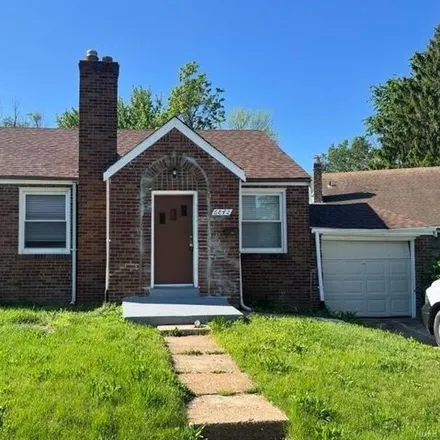 Buy this 2 bed house on 6851 Mc Namee Avenue in Pagedale, Saint Louis County
