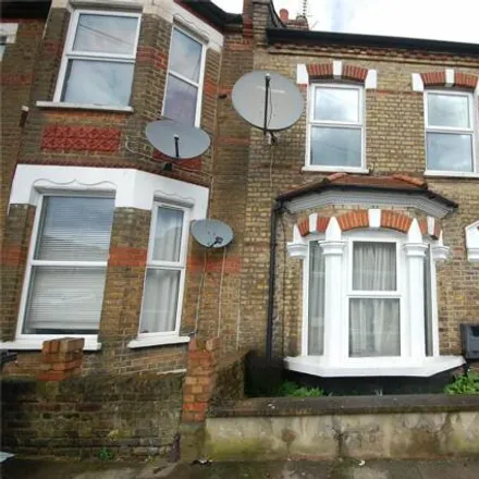 Buy this 3 bed townhouse on 4 Hall Street in London, N12 8DB