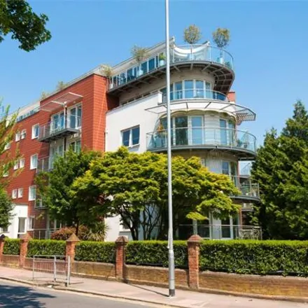 Image 1 - Preston Mansions, Preston Park Avenue, Brighton, BN1 6AX, United Kingdom - Apartment for sale