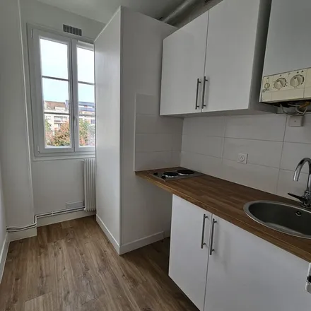 Rent this 2 bed apartment on 32 Boulevard de l'Hôtel de Ville in 93290 Tremblay-en-France, France