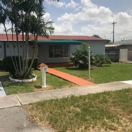 Rent this 3 bed house on 1221 West 62nd Street in Palm Springs Estates, Hialeah