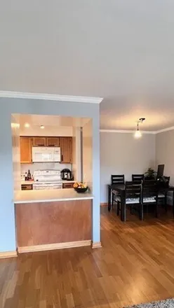 Image 6 - 814 N River Rd Apt 3D, Mount Prospect, Illinois, 60056 - Condo for rent