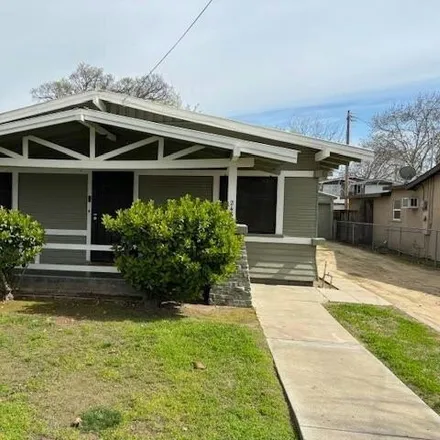 Buy this 2 bed house on 2469 6th Street in Hughson, Stanislaus County