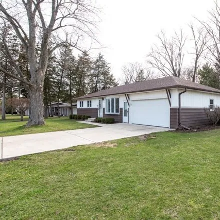 Image 3 - 3912 Grandview Avenue, Chittenden, Gurnee, IL 60031, USA - House for sale