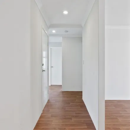 Image 5 - Fourth Avenue, Mandurah WA 6210, Australia - Apartment for rent