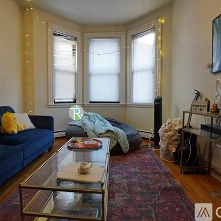 Rent this 3 bed apartment on 72 Gardner St