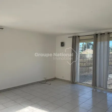 Image 3 - 13130 Berre-l'Étang, France - Apartment for rent