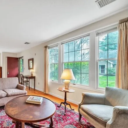 Image 7 - 1;2 Amity Place, Amherst, MA 01004, USA - Condo for sale