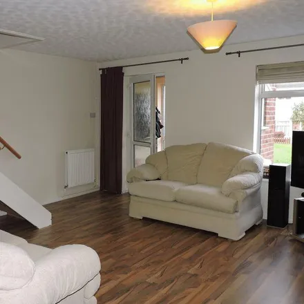 Image 7 - Fabian Close, Basingstoke, RG21 8XQ, United Kingdom - Duplex for rent