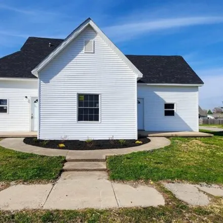 Buy this 3 bed house on 580 Southeast A Street in Linton, IN 47441