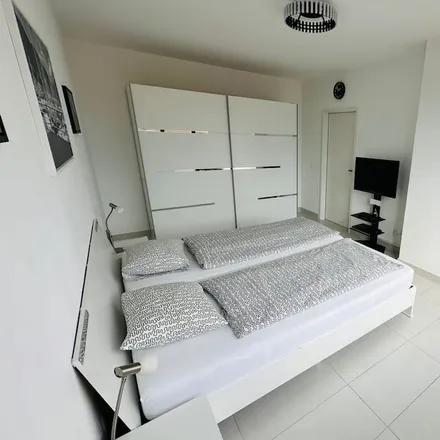 Image 6 - 6600 Muralto, Switzerland - Apartment for rent