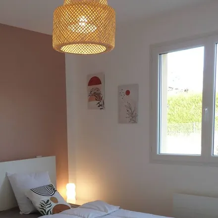 Rent this 3 bed house on Saint-Pardoux-le-Lac in Haute-Vienne, France