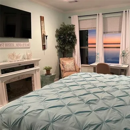Buy this 3 bed condo on 2210 FM 3186 in Onalaska, Polk County