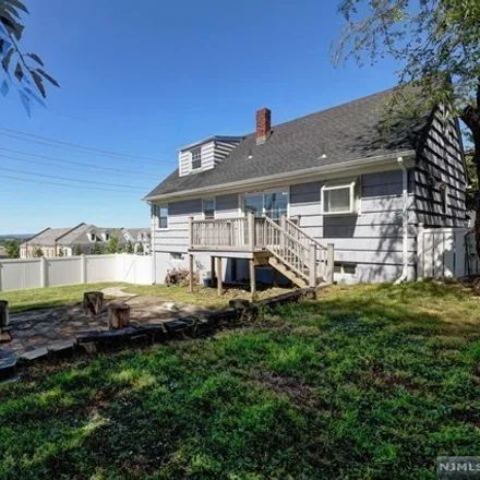 Image 7 - 228 Windsor Road, Wood-Ridge, Bergen County, NJ 07075, USA - House for sale