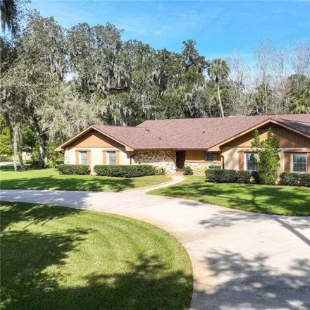 Buy this 3 bed house on 613 South Timberlane Drive in New Smyrna Beach, FL 32168