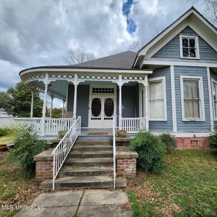Buy this 5 bed house on 540 East 7th Street in Yazoo City, MS 39194