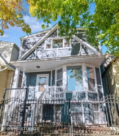 Buy this 4 bed house on 4140 West Crystal Street in Chicago, IL 60651