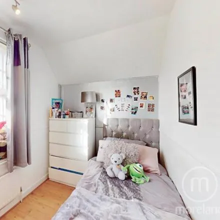 Image 2 - Falloden Way, London, NW11 6JE, United Kingdom - House for sale