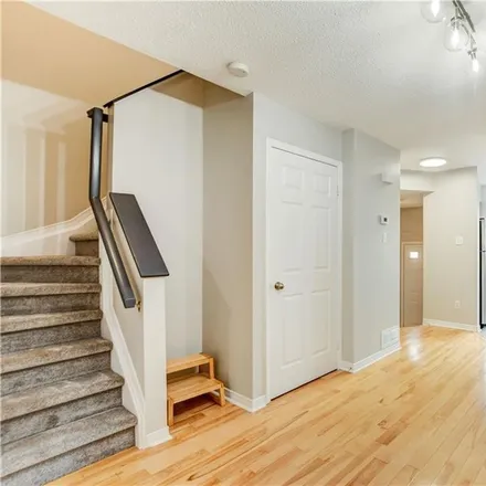 Image 3 - 28 Hintonburg Place, Ottawa, ON K1Y 2H4, Canada - Townhouse for rent