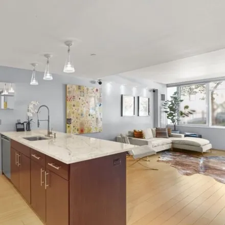 Image 6 - 350 53rd Street, New York, NY 11220, USA - Townhouse for sale