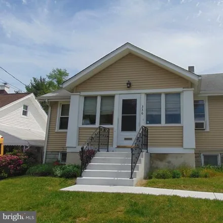 Image 4 - 414 North Read Avenue, Runnemede, Camden County, NJ 08078, USA - House for sale