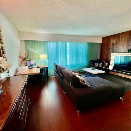 Image 5 - 3519 East 29th Avenue, Vancouver, BC, Canada - Room for rent