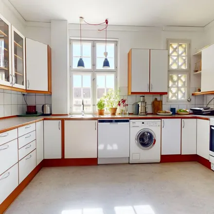 Rent this 3 bed apartment on Candy Mix in Østerbrogade, 2100 København Ø