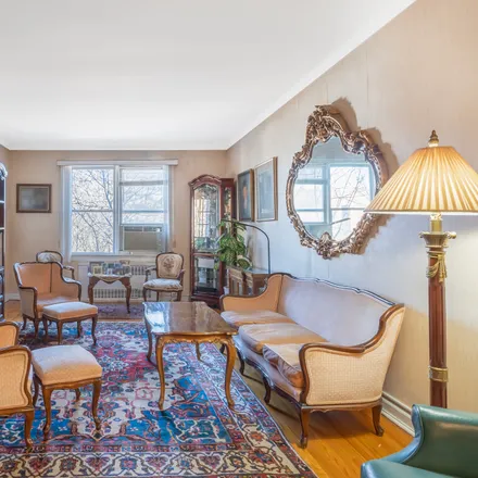 Image 2 - #305, 915 East 17th Street, Midwood, Brooklyn, New York - Apartment for sale