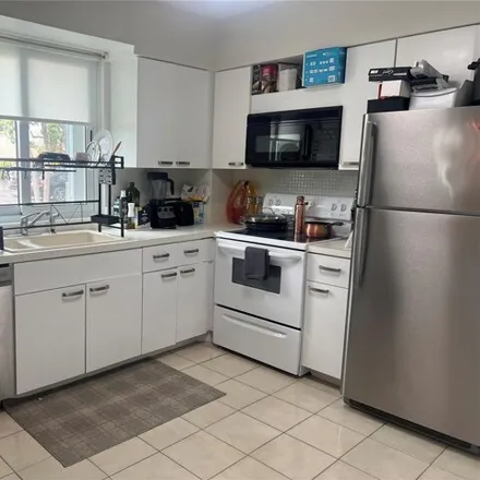 Rent this 2 bed condo on 2702 Banyan Road in Boca Raton, FL 33432