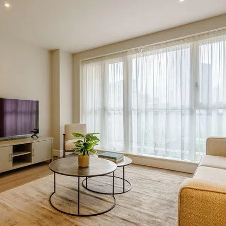 Rent this 2 bed apartment on Eaton House in 39 Westferry Circus, Canary Wharf