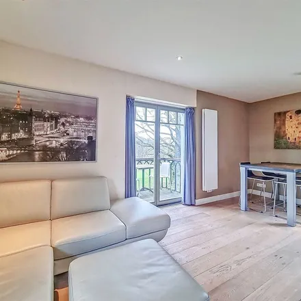 Rent this 1 bed apartment on Golf de Liège-Bernalmont in Lavaniste-Voie 2, 4000 Jupille-sur-Meuse