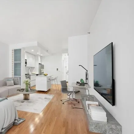 Image 3 - 148 East 24th Street, New York, NY 10010, USA - Condo for sale