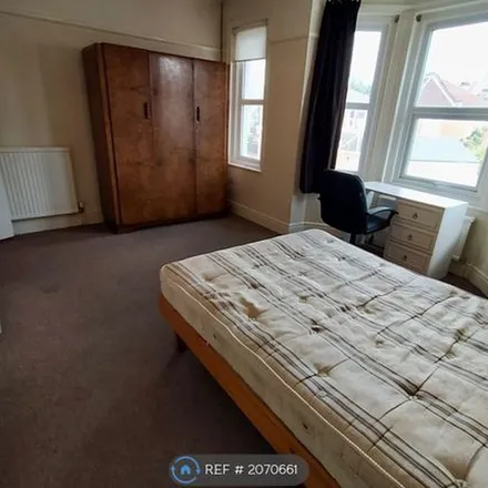 Image 6 - 57 Morris Road, Bedford Place, Southampton, SO15 2PS, United Kingdom - Apartment for rent