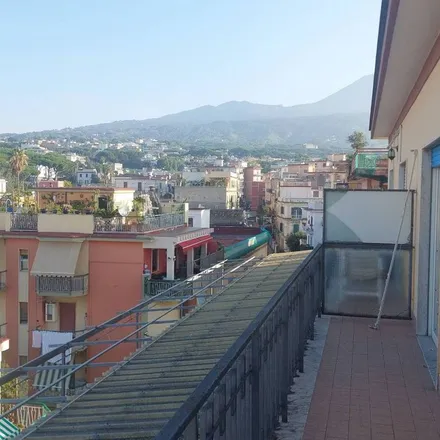 Image 4 - Corso Avezzana, 80056 Torre del Greco NA, Italy - Apartment for rent