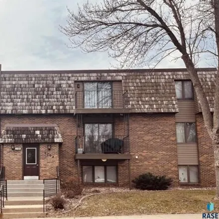 Buy this 2 bed condo on 3756 South Terry Avenue in Sioux Falls, SD 57106