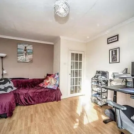 Rent this 2 bed apartment on Seaton Drive in Bedford, MK40 3BG