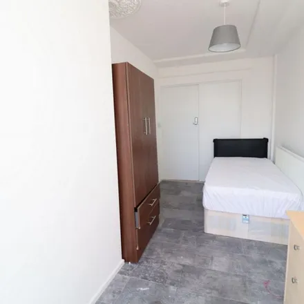 Rent this 5 bed apartment on Woodman Path in London, IG6 3EY