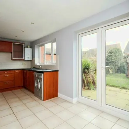 Image 6 - Devonshire Close, Bilton, CV22 7EE, United Kingdom - Apartment for rent