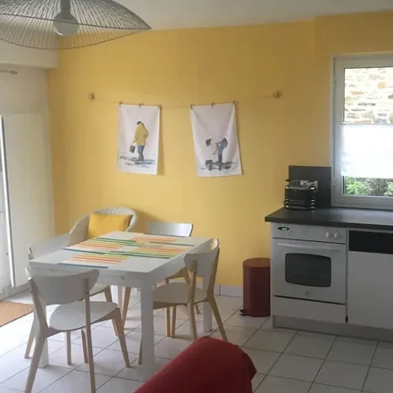 Rent this 1 bed apartment on 29680 Roscoff