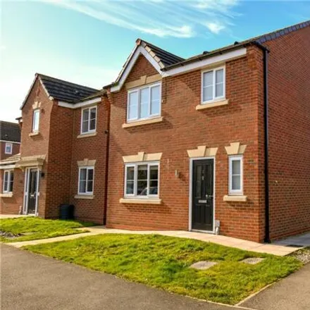 Buy this 3 bed house on Scafell Close in Ellesmere Port, CH66 1TZ