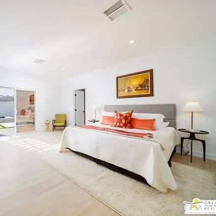 Image 3 - 2115 East Francis Drive, Palm Springs, CA 92262, USA - House for sale