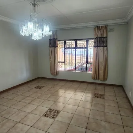 Image 5 - Becton Drive, Escombe, Queensburgh, 4055, South Africa - Apartment for rent