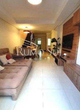 Buy this 3 bed house on EMEF Dr. Antonio Carlos de Abreu Sodré in Rua Juari 835, Vila Arriete