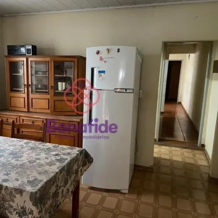 Buy this 2 bed house on Rua Guaporé in Agapeama, Jundiaí - SP