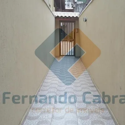 Rent this 2 bed house on Rua Doutor Sardinha in Santa Rosa, Niterói - RJ